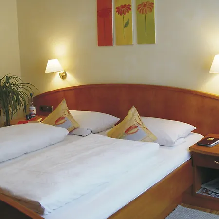 Cebulj Hotel 3*